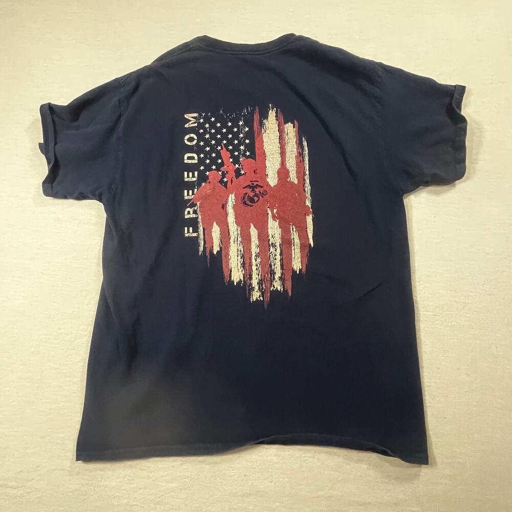 USMC Freedom Men Large Graphic‎ T Shirt Pocket Tee Distressed Patriotic Military